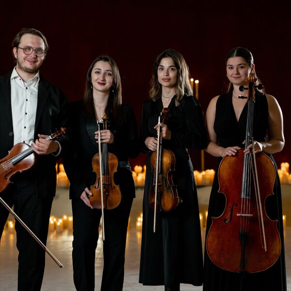 Магия свечей. От Вивальди до Jingle Bells