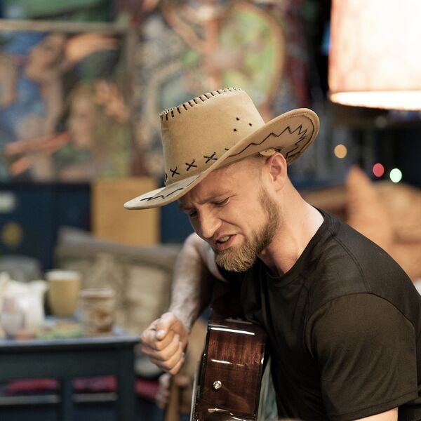 Резная Свирель и Евгений Женевьев