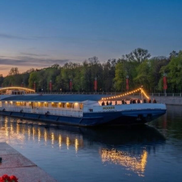 Песни военных лет на корабле