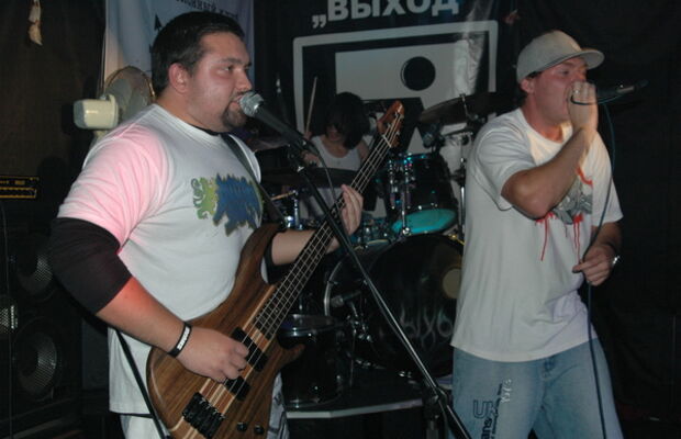 11 октября арт-клуб "Выход" презентация EP "Поиски" (фото А. Завертяев)