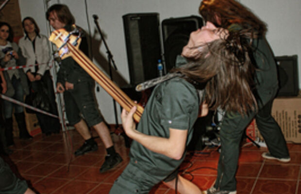 18.02.11 муз.салон Ария