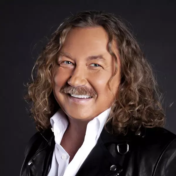 Игорь Николаев