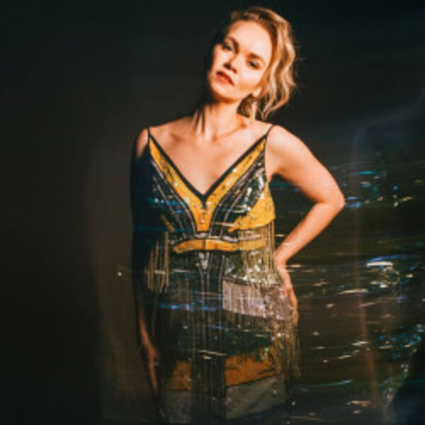 Саша Алмазова и CoolGroove Bigband п/у Юрия Ковешникова