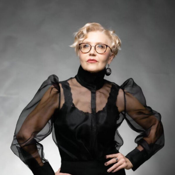 Квартирник со звездой: Светлана Кольянова