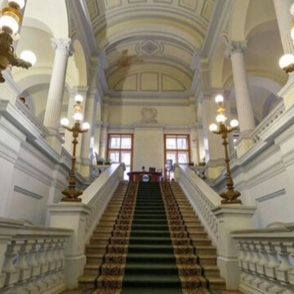 Концерт во дворце «Atomic Cellos: мировые рок-хиты на виолончелях»