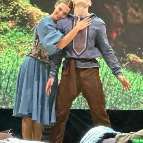 Строим лучший мир, танцуя. Отчетный концерт Народного ансамбля танца "Форсаж"