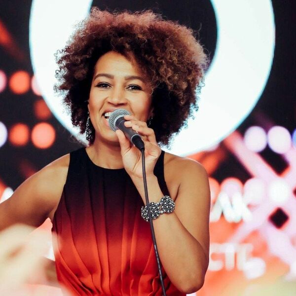 Сборный новогодний корпоратив. Disco Dance Party: New Year Vibes