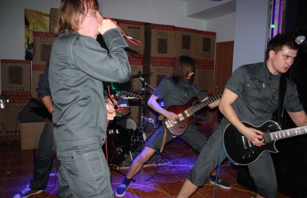 14.01.11 муз.салон Ария