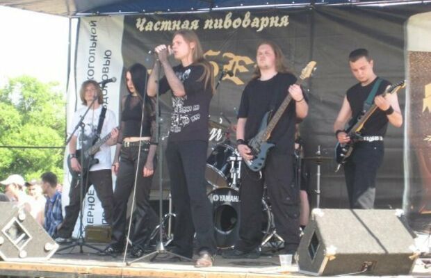 Фотографии с выступлений.