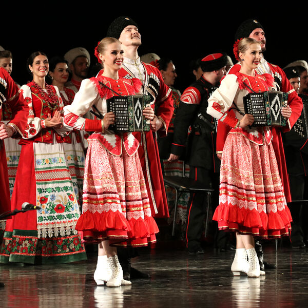 Мы из вийска славного — казаки