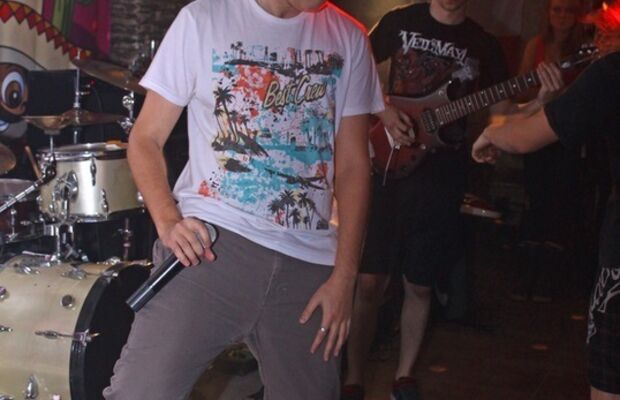 4.12 live at Tihuana Pub, St. Oskol