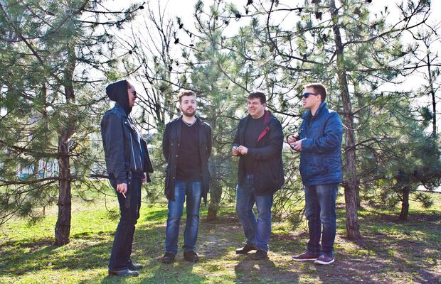 Первая официальная фотосессия группы