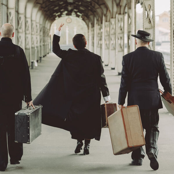 Увидеть Париж и...