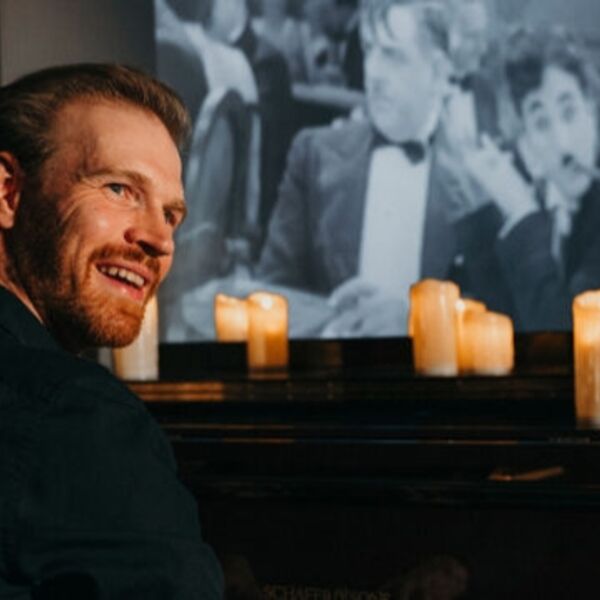 Показ немого кино в озвучке Lev Piano. Чарли Чаплин «Золотая лихорадка»