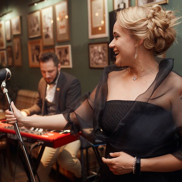 Невелик оркестр. Прощай, молодость!