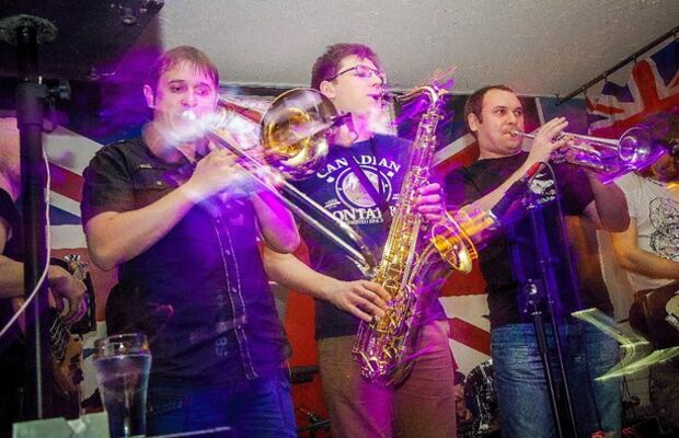 Гастрольная жизнь