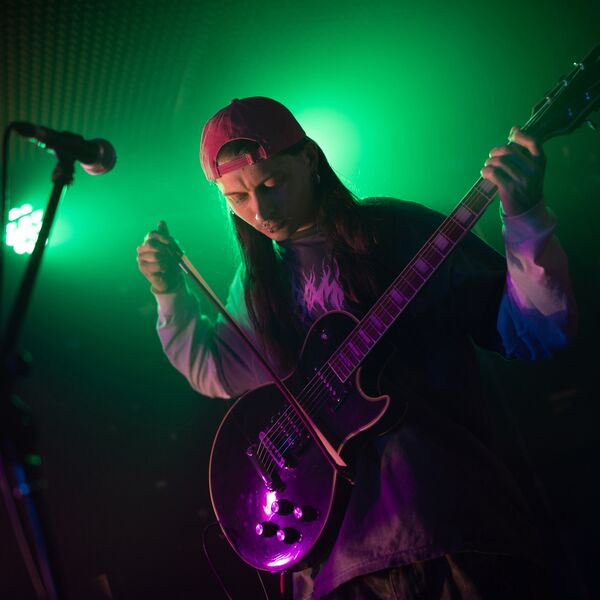 Gigrøma w Varhara, Dører