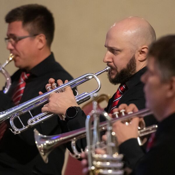 Новый год с «Сибирским брассом»