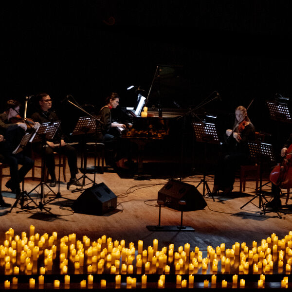 Оркестр при свечах Muse. Бах на каникулах