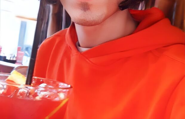 Slava Volk Певец