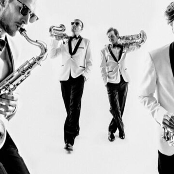 2x2 Saxophone Quartet и Лина Нова