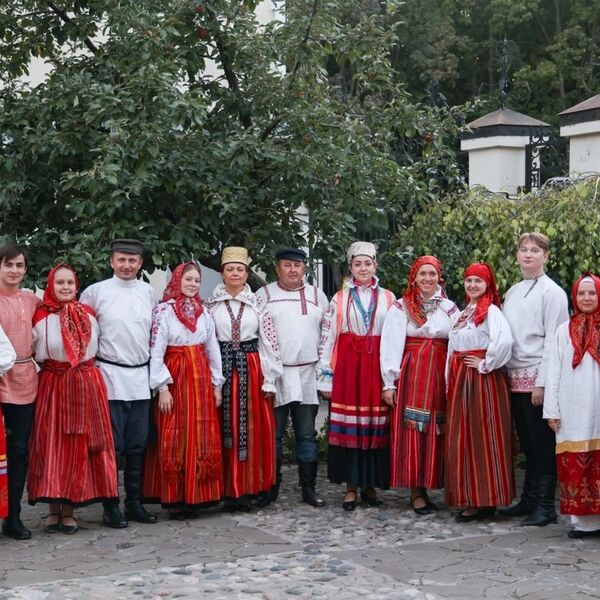 Фольклорный ансамбль «Воскресение»