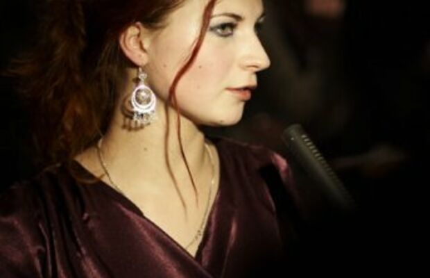 Узнай меня - открой на стук