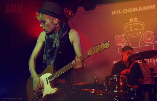 The UPS! - hooligan live