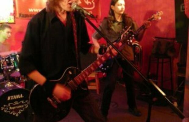 7.06.2009. арт-кафе Агата