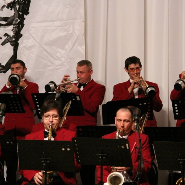 Оркестр им. Назаретова. Музыка в кино. Часть 2