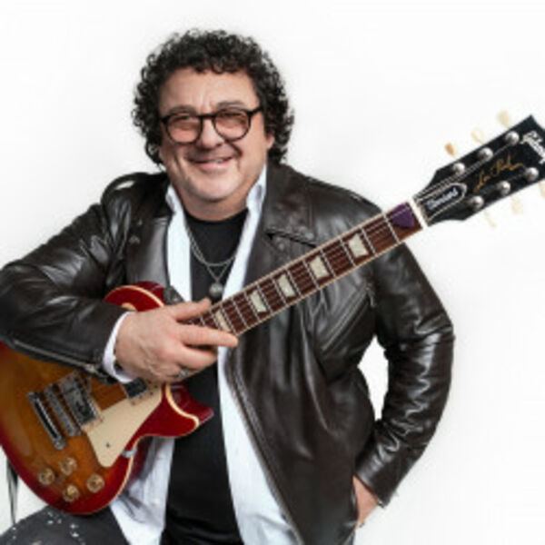 Игорь Саруханов