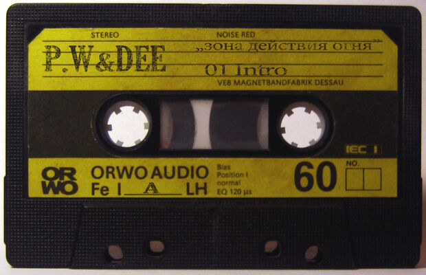 группа P.W&DEE