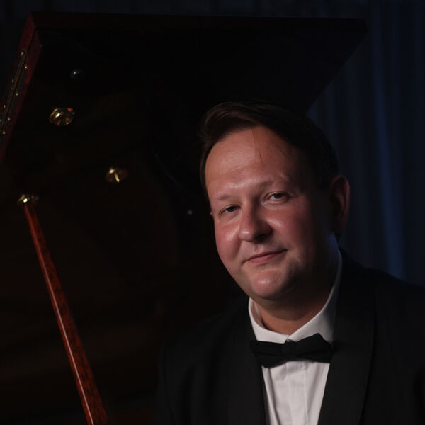 Романтическое фортепиано