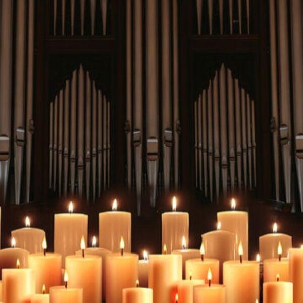 Вечерняя музыка: орган при свечах