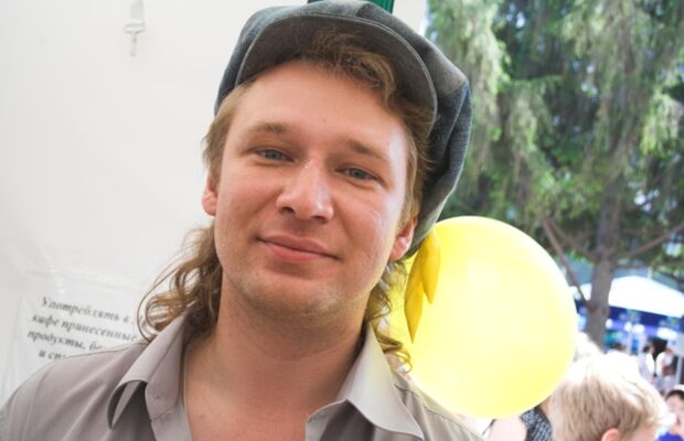 Краткий фоторепортаж о поездке гр."Чернозём" в академгородок Новосибирска на концерт памяти И.Ф.Летова