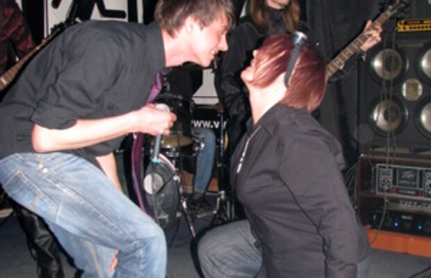 с концертов