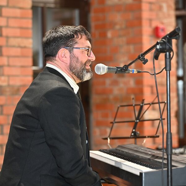 Таль Бабицкий. Салонный джаз из Израиля