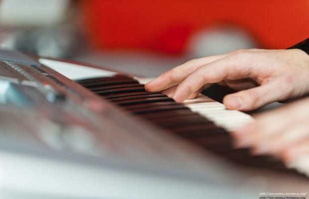 25/12/2011 - Презентация альбома "Время Понять"