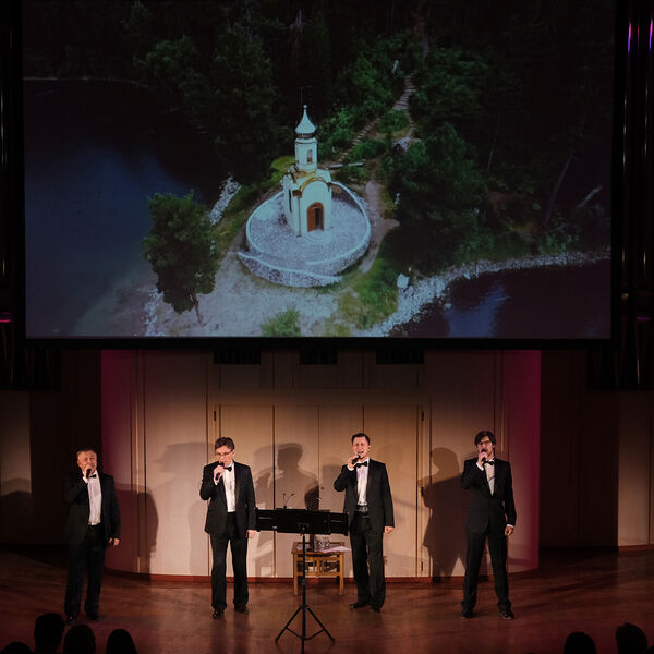 Мы Русские, с нами Бог!