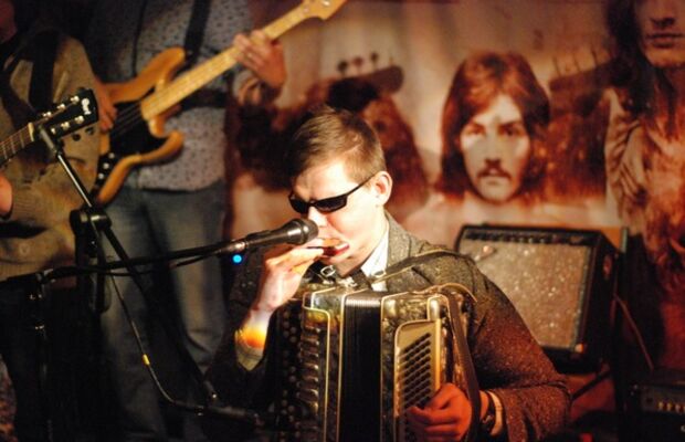 Группа Труба концерт in Zeppelin Pub 05.03.11