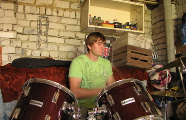 НЕМНОЖКО О НАС... 