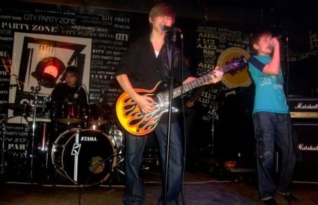 Выступления (клубы, концерты и т.д)