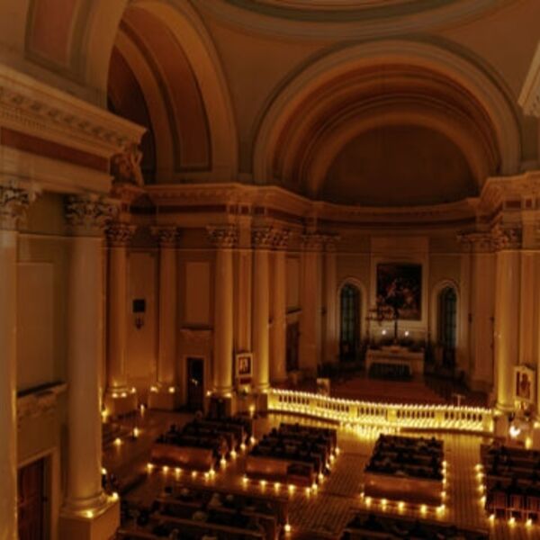 Орган при свечах