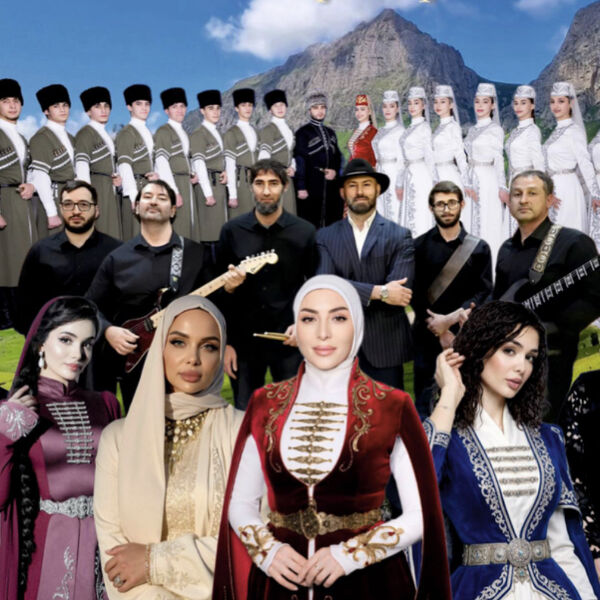 Бека пандр, ека оаз / Лейся песня, играй гармонь