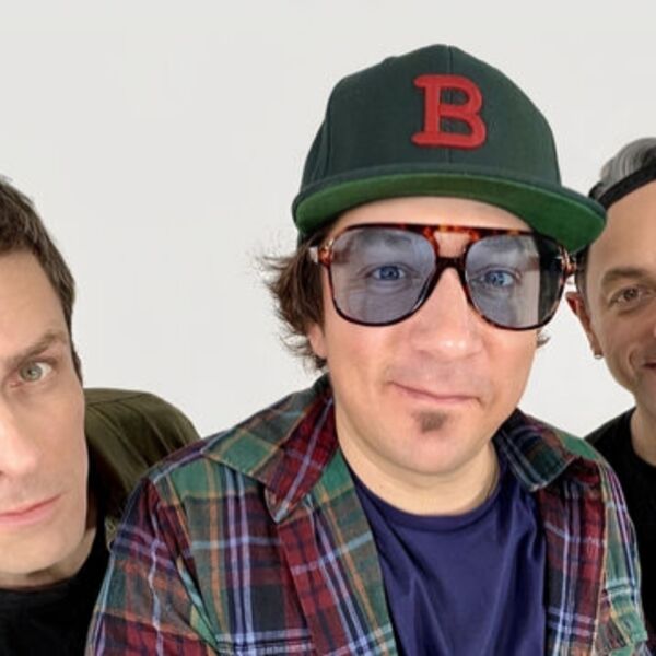 Кирпичи» – «И снова с вами