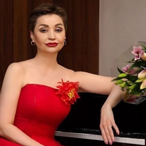 Эльвира Саниевская. Вечно юный вальс