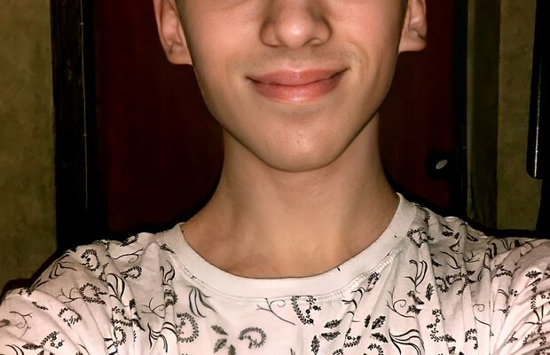 Slava Volk Певец