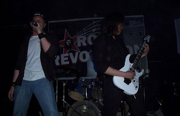 "Рок революция" 22 мая в клубе "Камин"