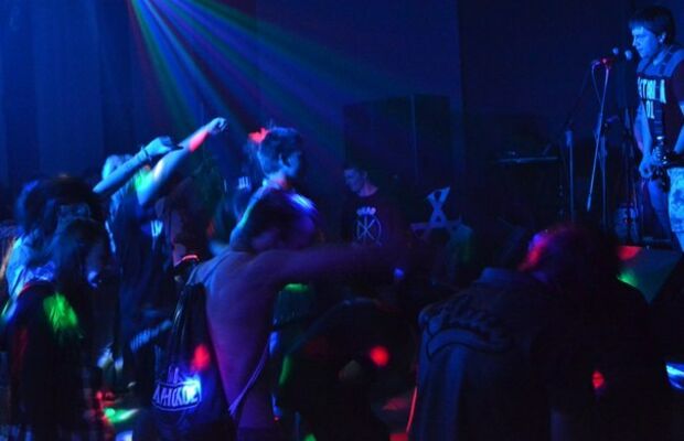 С разных концертов