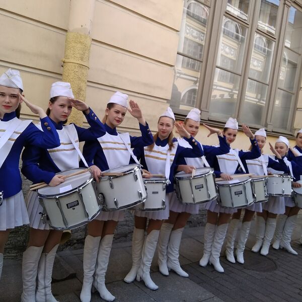 Отчётный концерт коллективов оркестра барабанщиц «Виктория» и центра танца «Импульс»